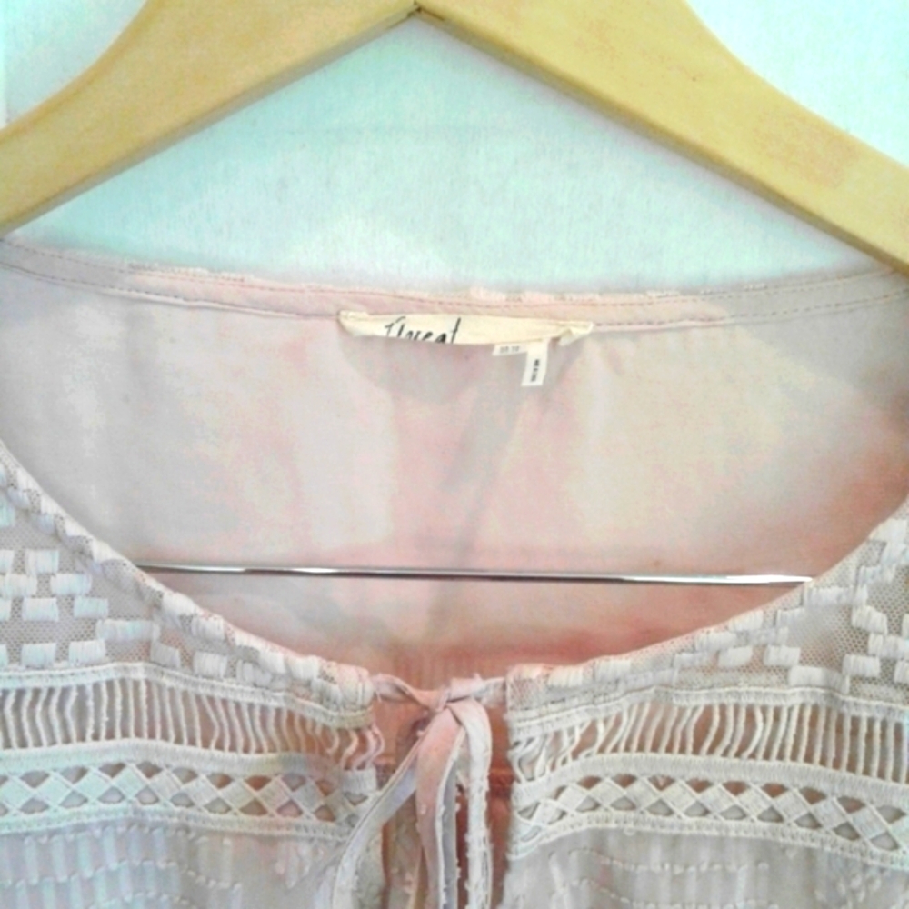 Anthropologie floreat  light pink Boho dress with Lace and Bell Sleeves - Picture 2 of 8
